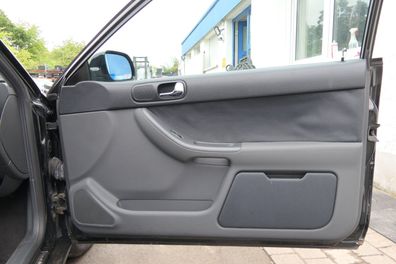 1x Audi A3 8L Türverkleidung Verkleidung Tür vorne rechts 2/3-Türer onyx