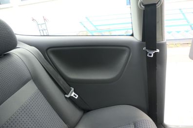 VW Polo 6N2 Seitenverkleidung Verkleidung Tür hinten links 2/3-Türer Stoff