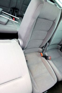 VW Touran Sitz hinten mitte mittig (1. Reihe) Rücksitz anthrazit - 107920