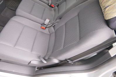 VW Touran Sitz hinten links anthrazit (hinterm Fahrersitz) Rücksitz - 111899