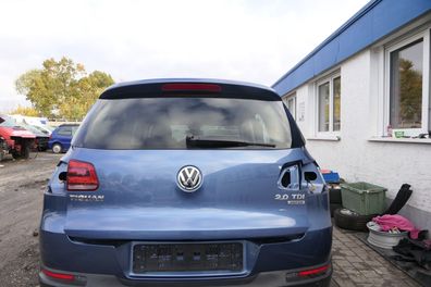 VW Tiguan Heckklappe hinten Kofferraumklappe mit Scheibe blau LA5J