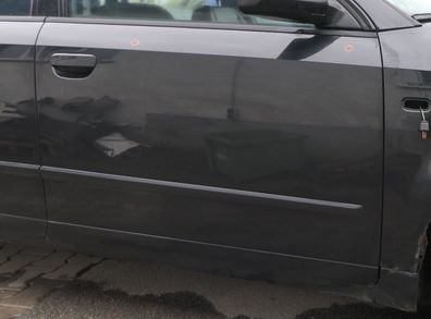 Audi A4 B6 8E nur Türblatt vorne rechts Beifahrertür schwarz LZ9W Kombi + Limo Tür