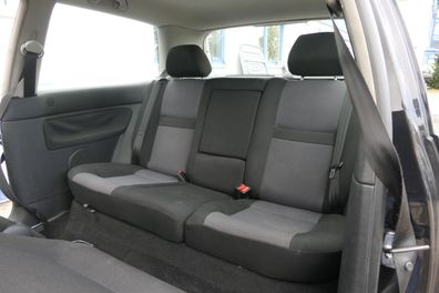 Golf 4 Limousine Sitz Rückbank Rücksitzbank Sitzfläche Sitze Kopfstützen schwar