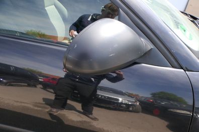 Seat Ibiza 6L mechanischer mechanis manuell Spiegel Außenspiegel rechts schwarz