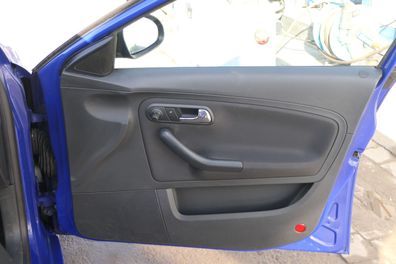 1x Seat Ibiza 6L Türverkleidung Verkleidung Tür vorne rechts 4/5-Türer karbonsch