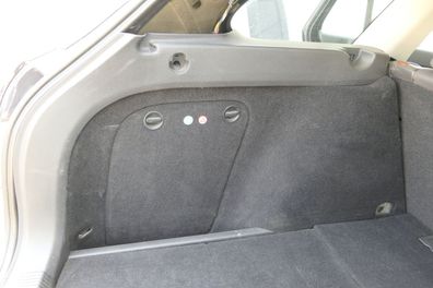 VW Golf Kombi 5 + 6 AJ Abdeckung Verkleidung Kofferraum hinten links