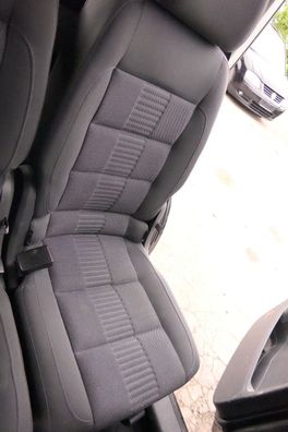 VW Touran Sitz hinten links anthrazit (hinterm Fahrersitz) Rücksitz - 111881