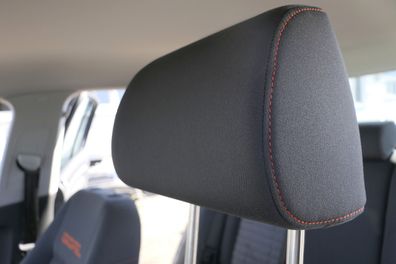 VW Golf 5 V Kopfstützen Kopfstütze vorne rechts oder links GOAL orangene Nähte