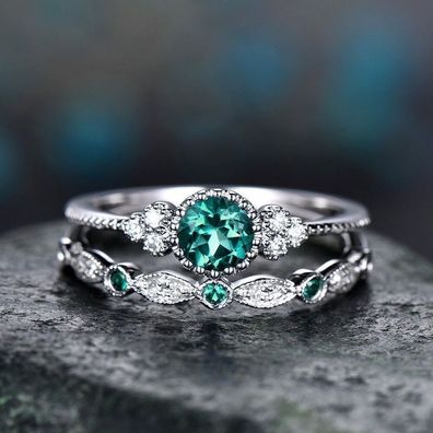 Niedlicher 2-teiliger Zirkonia Ring im grünen Design (GR220725)