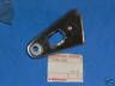 Kawasaki EN450 LTD450 VN750 Scheinwerfer / Blinker Halter vorne links neu
