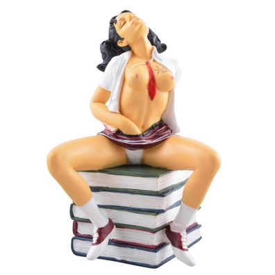 Sexy Schulmädchen sitzt auf Büchern Hand im Höschen
