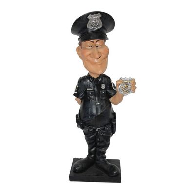 Funny Life - Polizist zeigt Dienstmarke