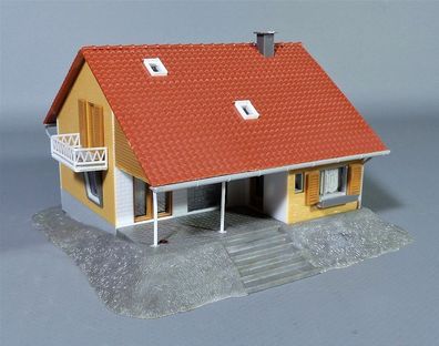 Faller H0 B-248 Modernes Wohnhaus mit großer Terrasse TOP Gebaut