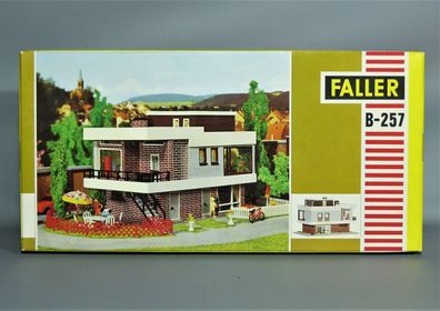 Faller H0 B-257 Moderne Villa futuristische Luxusvilla Wohnhaus 60er/70er NEU OVP