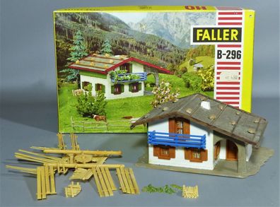 Faller H0 B-296 Berghaus Alpenhaus Chalet Berghof m. Deko-Holz & OVP 50er/60er GEBAUT