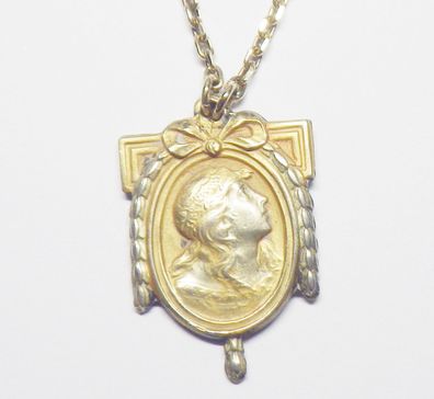 Kette Anhänger Jugendstil mittelalterliche Dame Historismus Silber vergoldet um 1880