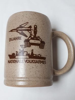 DDR NVA Bierkrug Humpen 25 Jahre Nationale Volksarmee