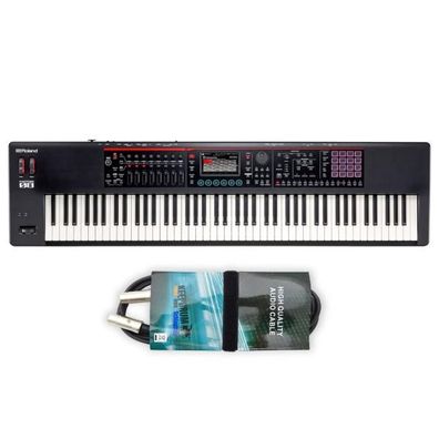 Roland Fantom-08 Synthesizer-Keyboard mit MIDI-Kabel