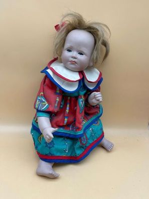 Künstlerpuppe Porzellan Puppe 32 cm. Top Zustand