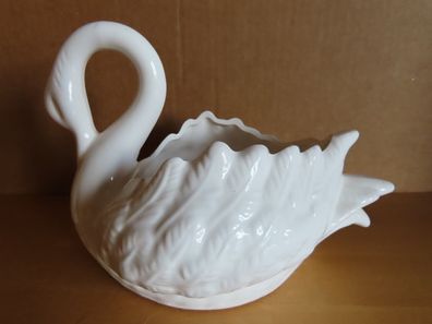 Figur Schwan mit angezogenem Hals Übertopf weiß Keramik / ca. 13 cm H