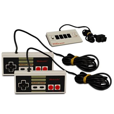NES VIER 4 Spieler Adapter + 2 Original NES PADS - PAD