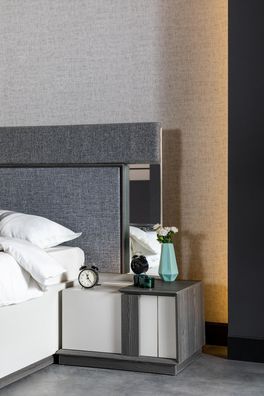 Nachttisch Schlafzimmer Konsolen Luxus Beistelltisch Möbel neu Modern