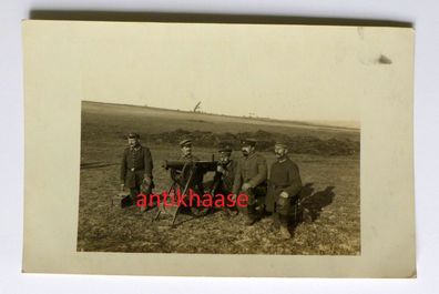 Ansichtskarte AK M.G. Kursus Dezember 1916 im Osten WK Maschienengewehr