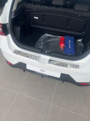 Ladekantenschutz 2-TLG Edelstahl mit Abkantung für Hyundai I20 ab 2019