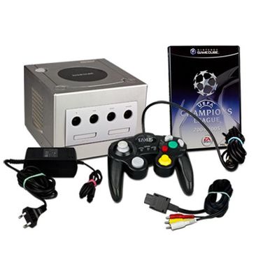 Original Nintendo Gamecube Konsole in SILBER + Ähnlicher Controller + UEFA Champio...