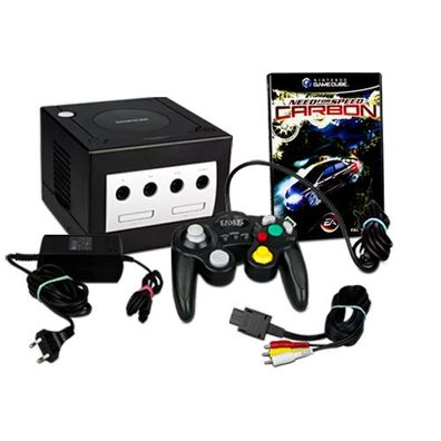 Gamecube Konsole in Schwarz + Ähnlicher Controller + Need for Speed Carbon