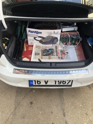 Ladekantenschutz Edelstahl mit Abkantung für VW Passat B7 Limousine