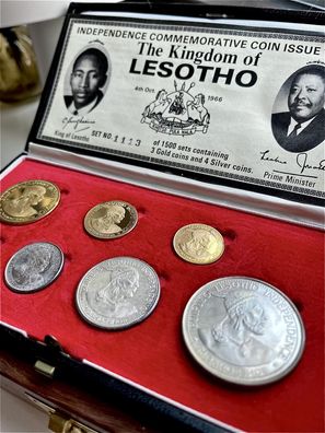 Lesotho - 1966 - Independence Commemorative Set - 3 Gold - 4 Silbermuenzen