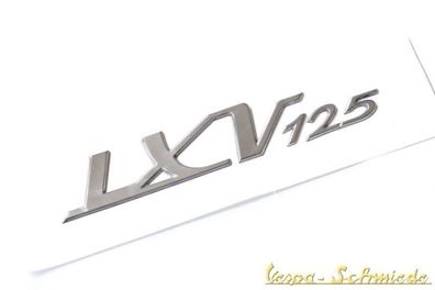 VESPA Schriftzug "LXV 125" - Zum Kleben / Seitenhaube 125cm³ Chrom Seite Emblem