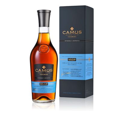 Camus VSOP Intensely Aromatic in einer Geschenkpackung 700ml