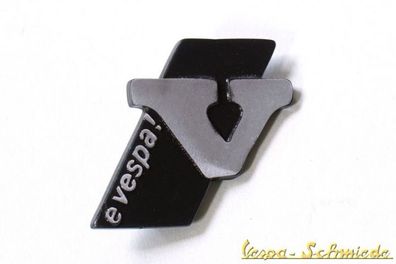VESPA Emblem Gepäckfach - "V - e vespa!" - PK XL XL2 - Schriftzug Chrom evespa