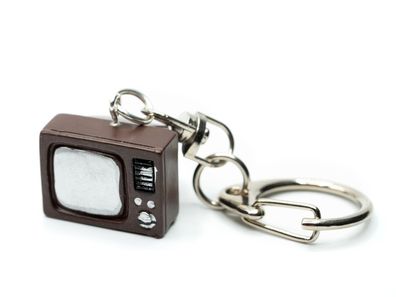 Fernseher Schlüsselanhänger Miniblings Anhänger Schlüsselring TV 3D Retro braun