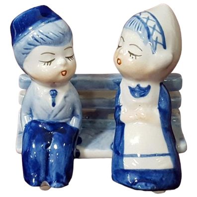 Delfts Blauw Figur Paar auf Bank Keramik H 9,8 cm