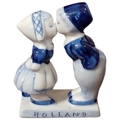 Delfts Blauw Figur küssende Mädchen + Junge Holland H 9,4 cm