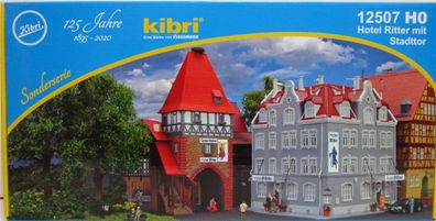 Kibri H0 12507 Bausatz Hotel Ritter mit Stadttor - OVP NEU