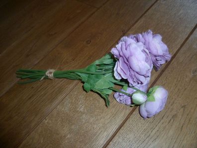 lila farbende Ranunkel, Kunstpflanze, Kunstblume, Dekoration