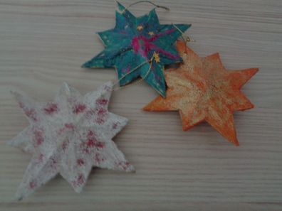 handgefertigter Baumbehang--3 Weihnachtsterne aus Pappe