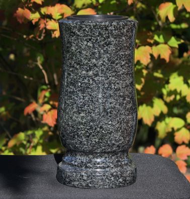 Vase Steinvase Grab-Vase Gartenvase Granitvase aus Granit Impala