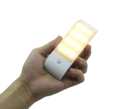 USB-Aufladung Intelligente LED Menschlicher Körper Induktion Nachtlicht Kabinett Lich