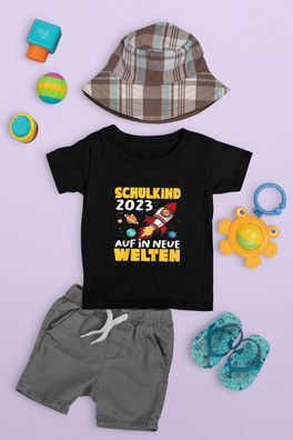 Kinder Schulkind 2023 Auf in neue Welten T-Shirt, Einschulung 2023 Schulstart Kinder