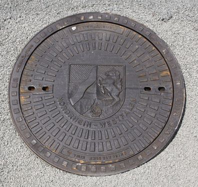 Gully Kanaldeckel Gullydeckel Schachtdeckel NRW Wappen Nordrhein-Westfalen