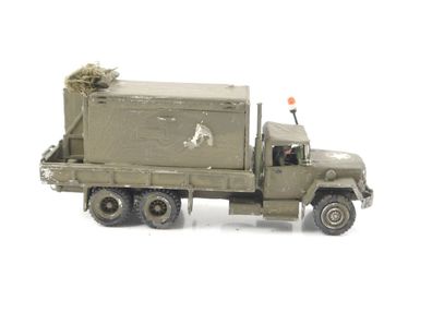 H0 Militärfahrzeug LKW Pritsche Truck M34 mit Technik-Container 1:87 / Guss E563