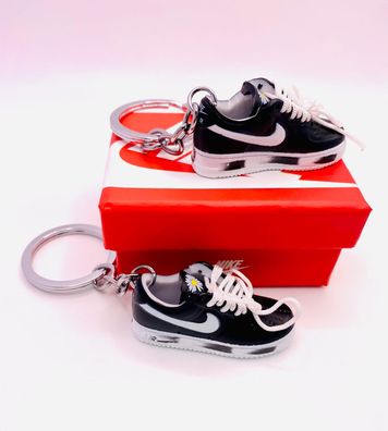 Mini Nike Air Force 1 Sneaker 3D im Schuhkarton Schlüsselanhänger