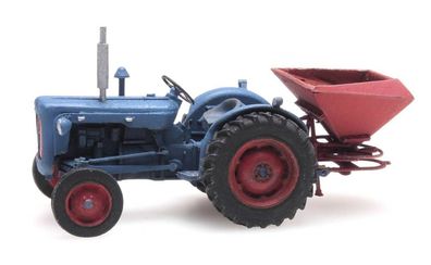 Artitec 387.347 - 1/87 / H0 Fordson Traktor Mit Heckstreuer - Fertigmodell - Neu