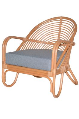 Relax-Sessel aus Rattan handgeflochten, honigfarben gebeizt, inkl. Kissen