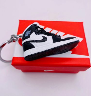 Mini Nike Air Jordan Schlüsselanhänger 3D Sneaker Key Holder Jump Man schwarz/ weiß